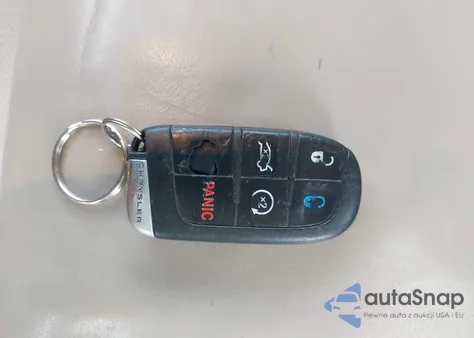 2013 Chrysler 300 Motown из США, поврежденный, VIN 2C3CCAAG1DH630475